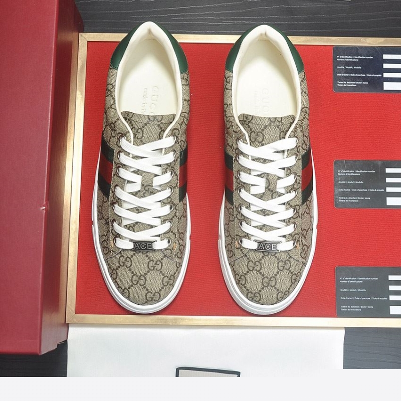 G*u*i casual shoes